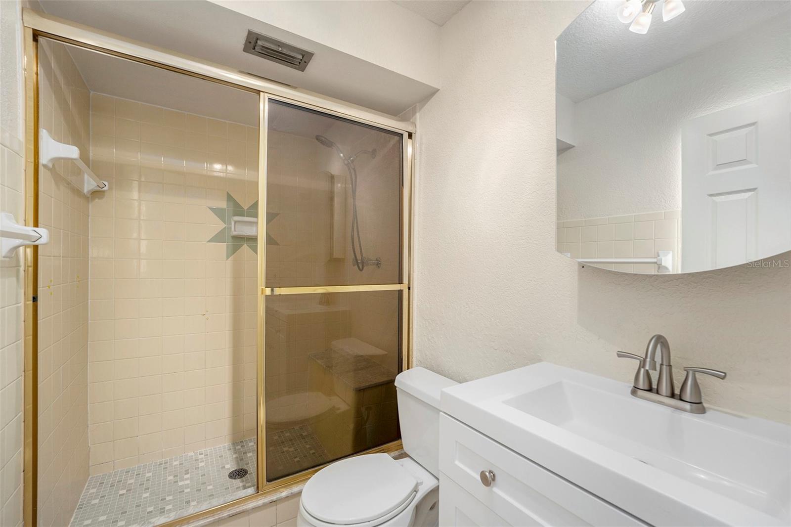 HARBOR PALMS-UNIT THREE - Residential