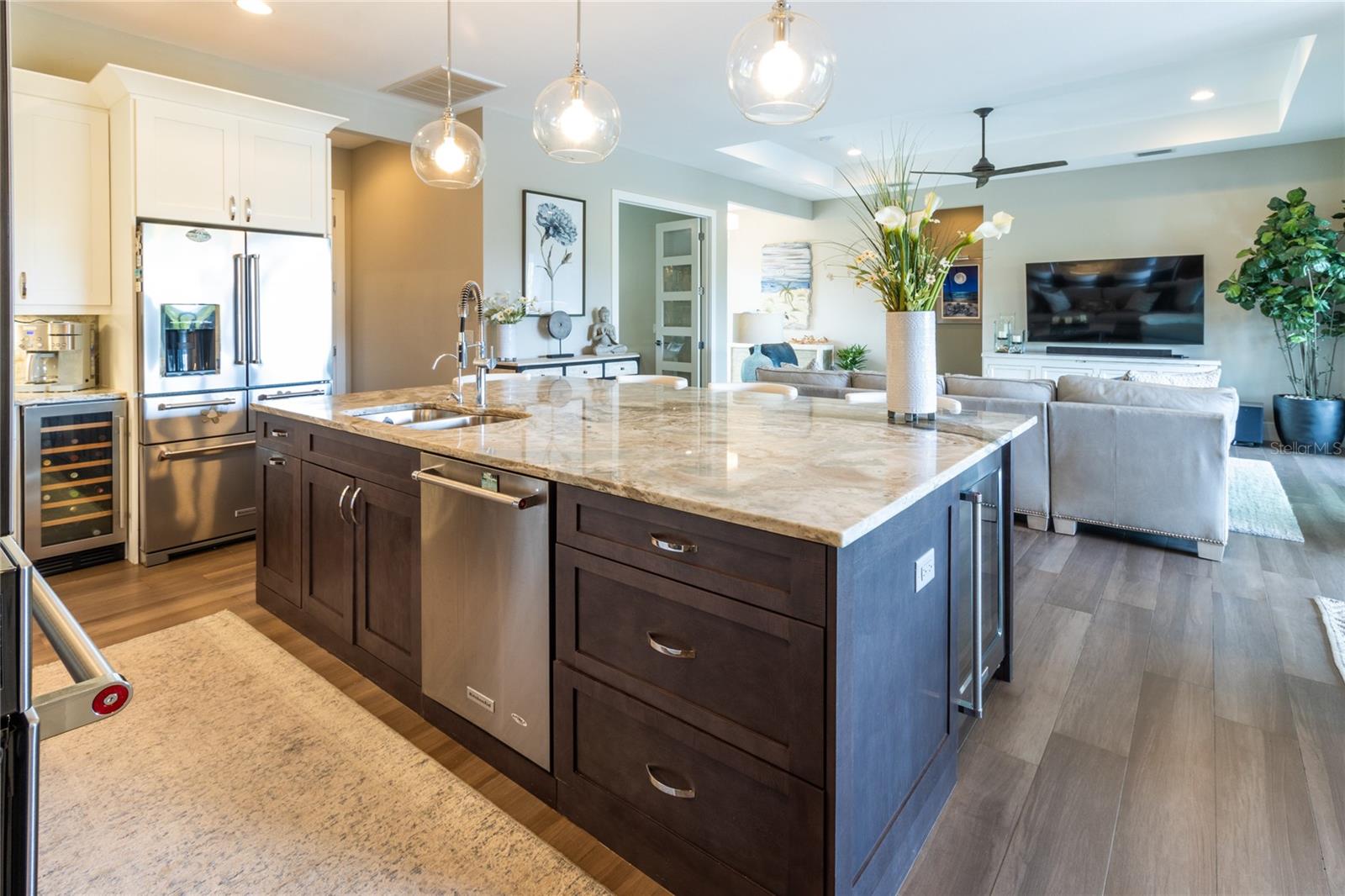 SARASOTA BEACH - Residential