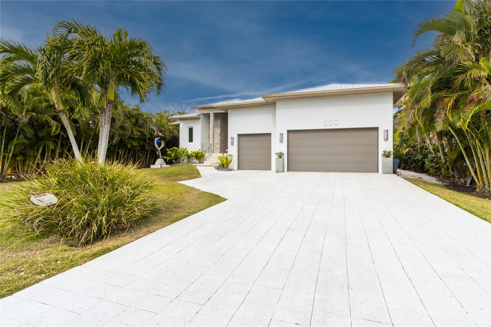 SARASOTA BEACH - Residential