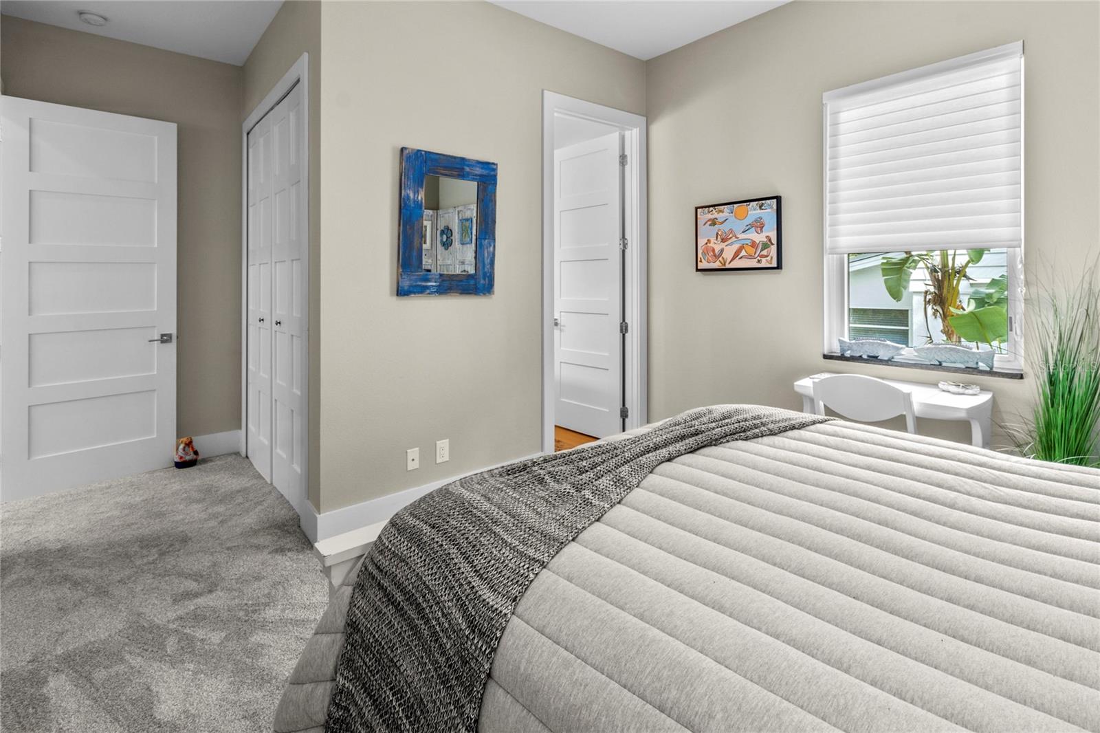 SARASOTA BEACH - Residential