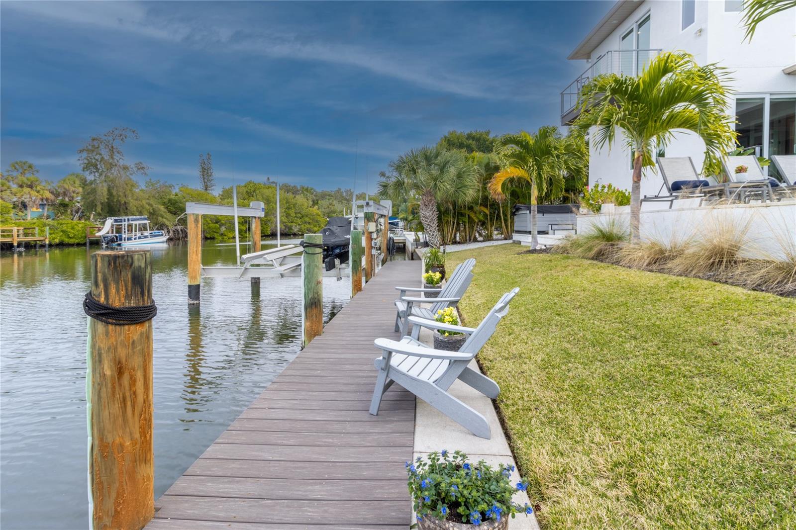 SARASOTA BEACH - Residential