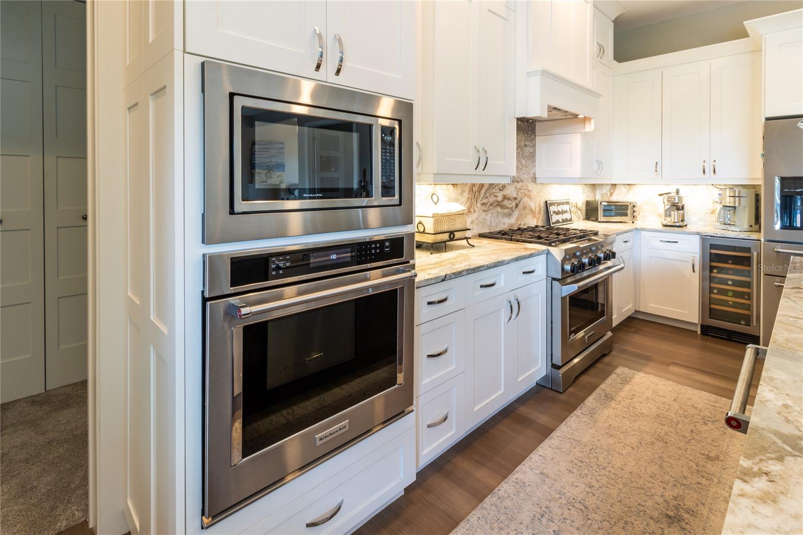 SARASOTA BEACH - Residential