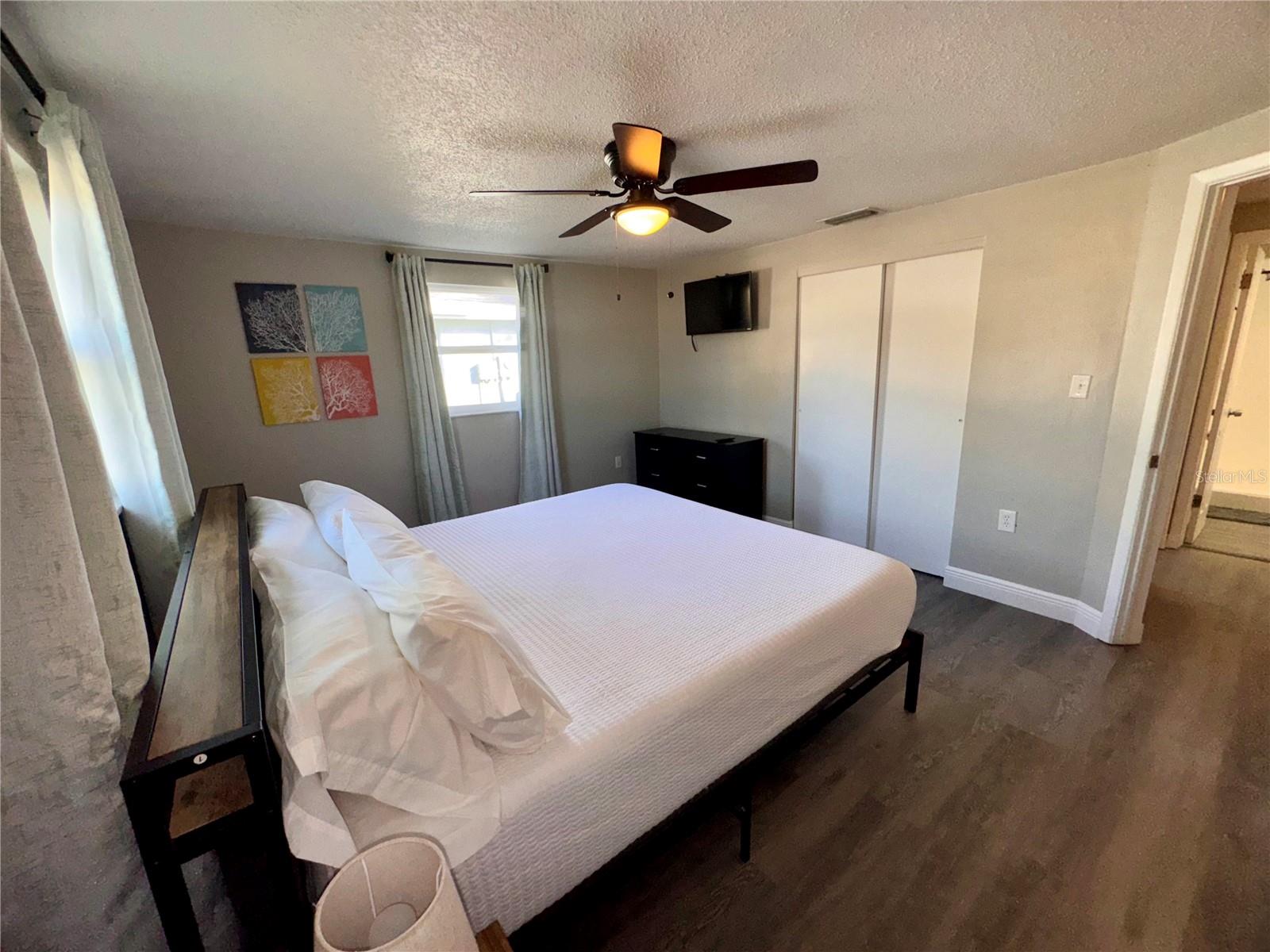 EMBASSY HILLS - Residential