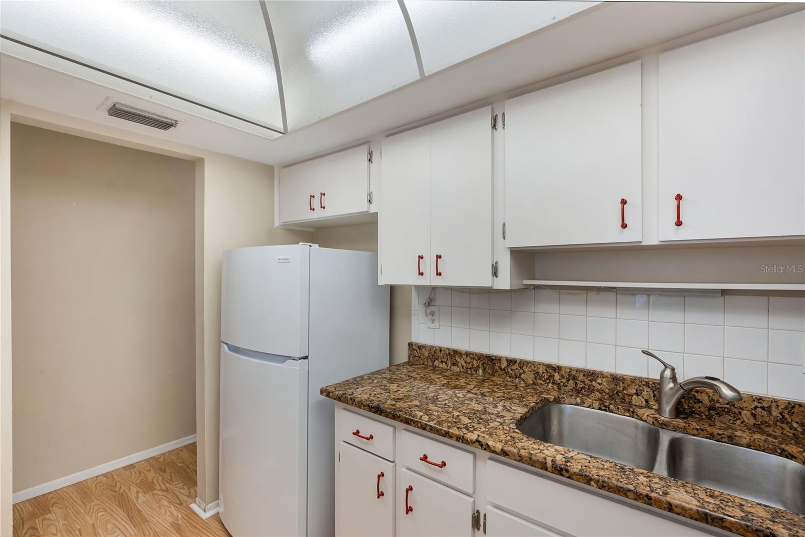 PARKWAY VILLAS - Residential