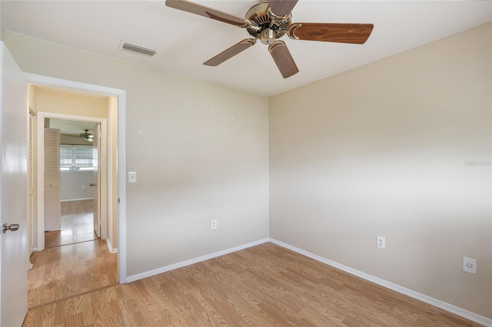 PARKWAY VILLAS - Residential