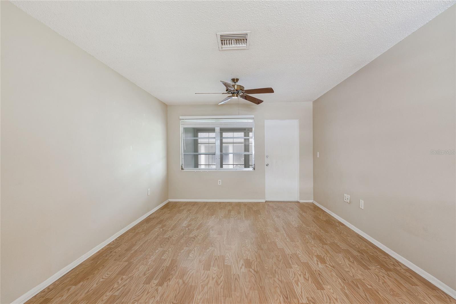 PARKWAY VILLAS - Residential