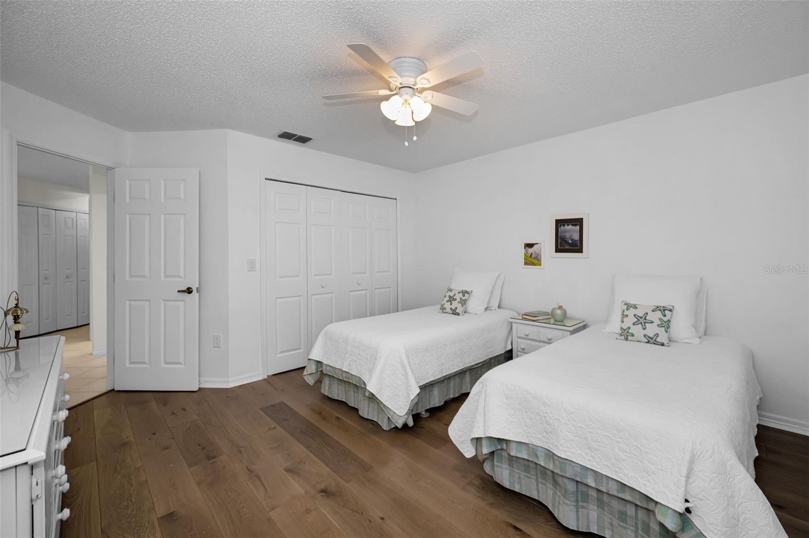 CROSS CREEK - Residential