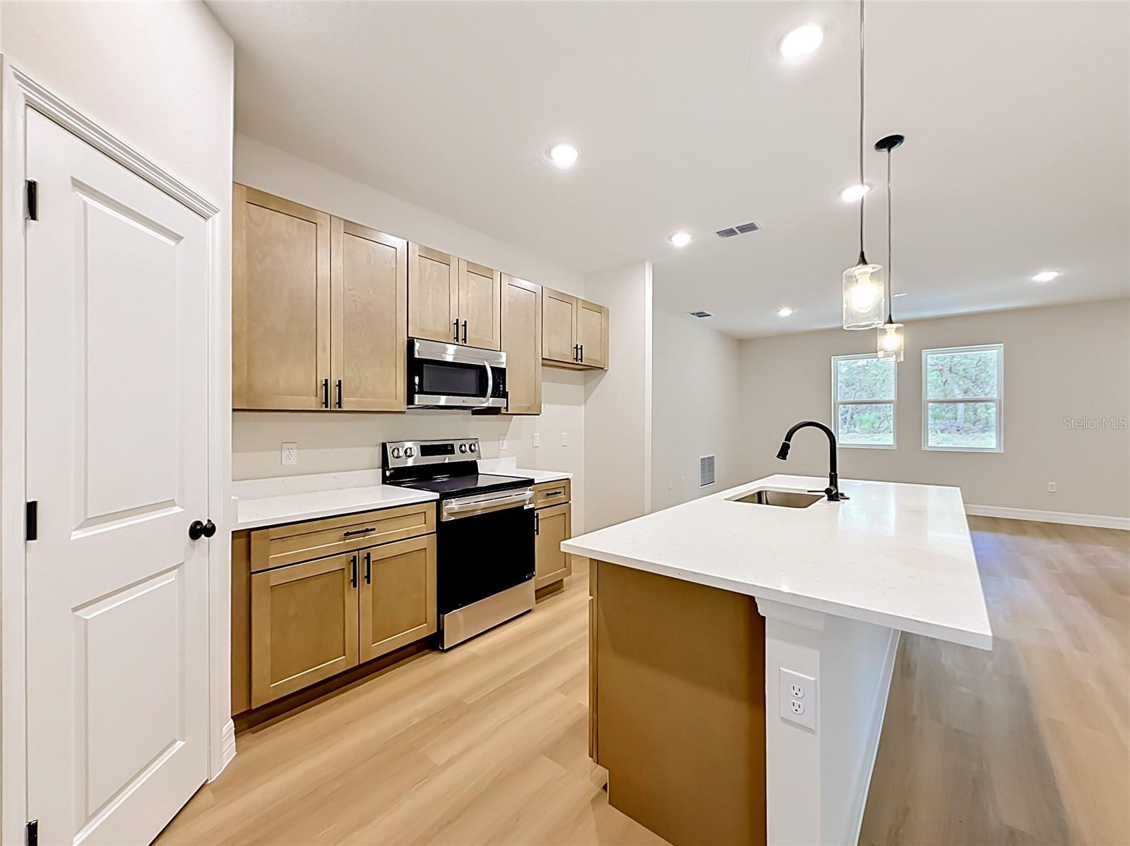 ROYAL TRAILS UNIT 01 - Residential