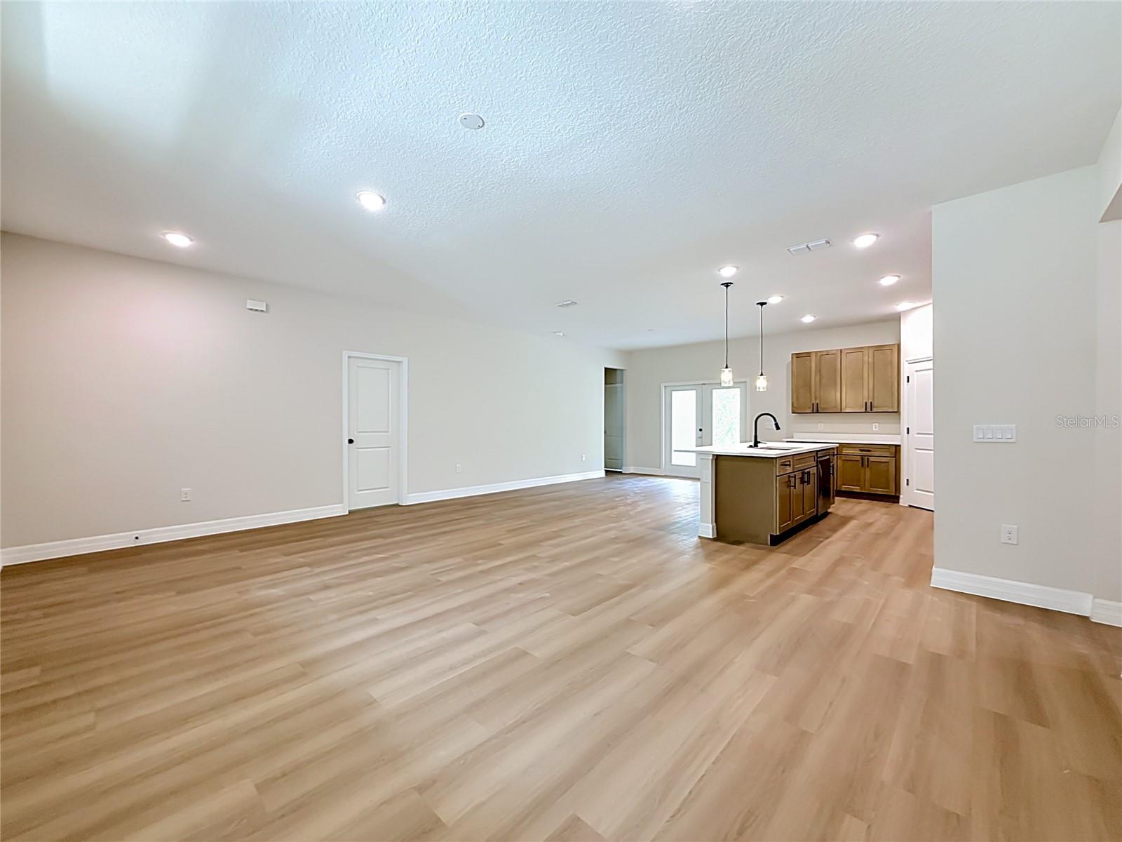 ROYAL TRAILS UNIT 01 - Residential