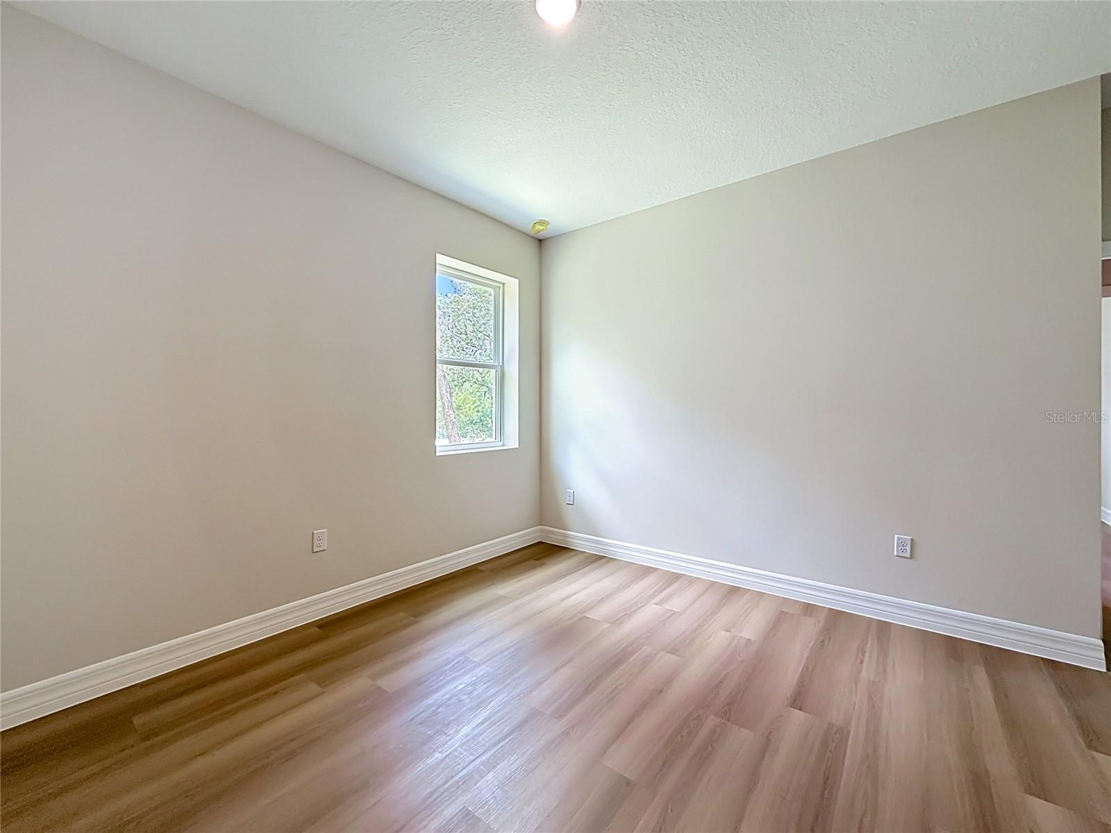 ROYAL TRAILS UNIT 01 - Residential