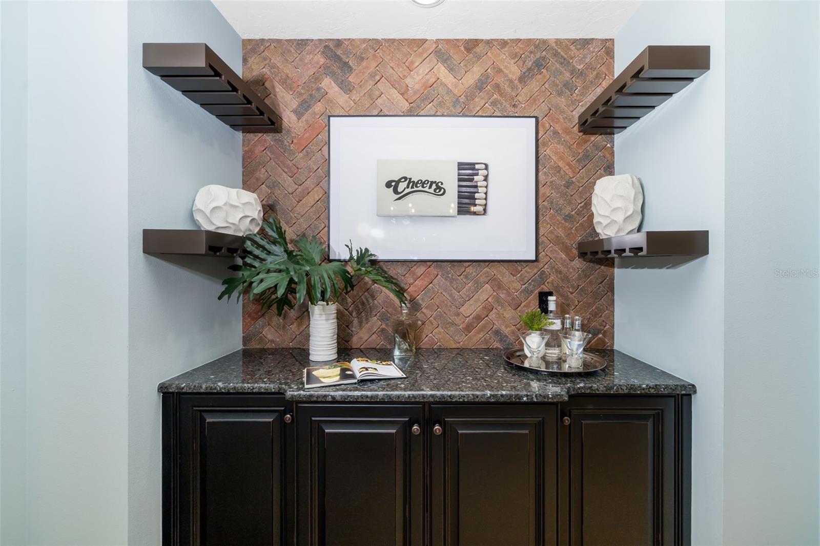 AVONDALE REP - Residential