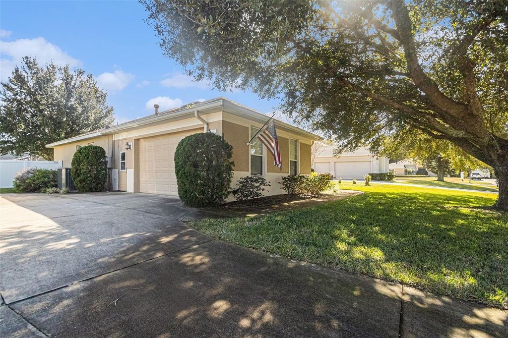 Photo of 36806 Winfield Court, Grand Island, FL 32735 (MLS # O6375626)