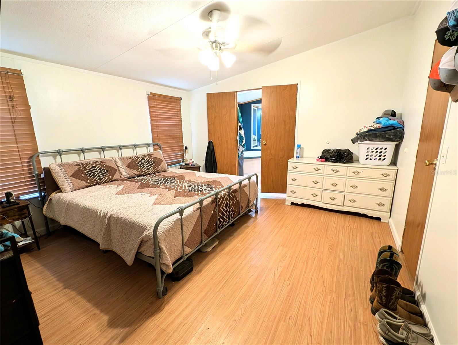 BUCK HILL - Residential