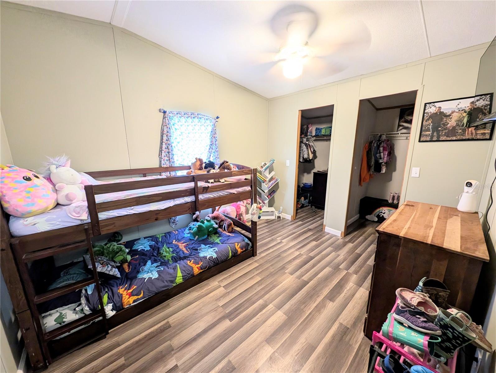 BUCK HILL - Residential