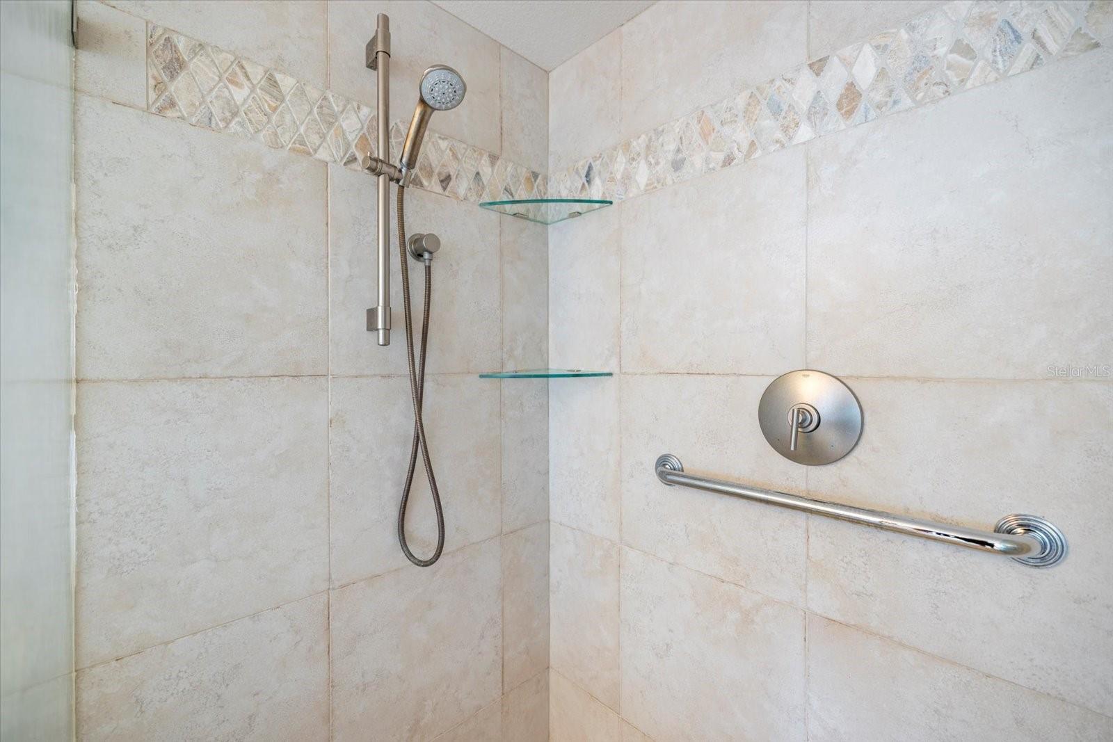 TIVOLI BY THE SEA - Residential