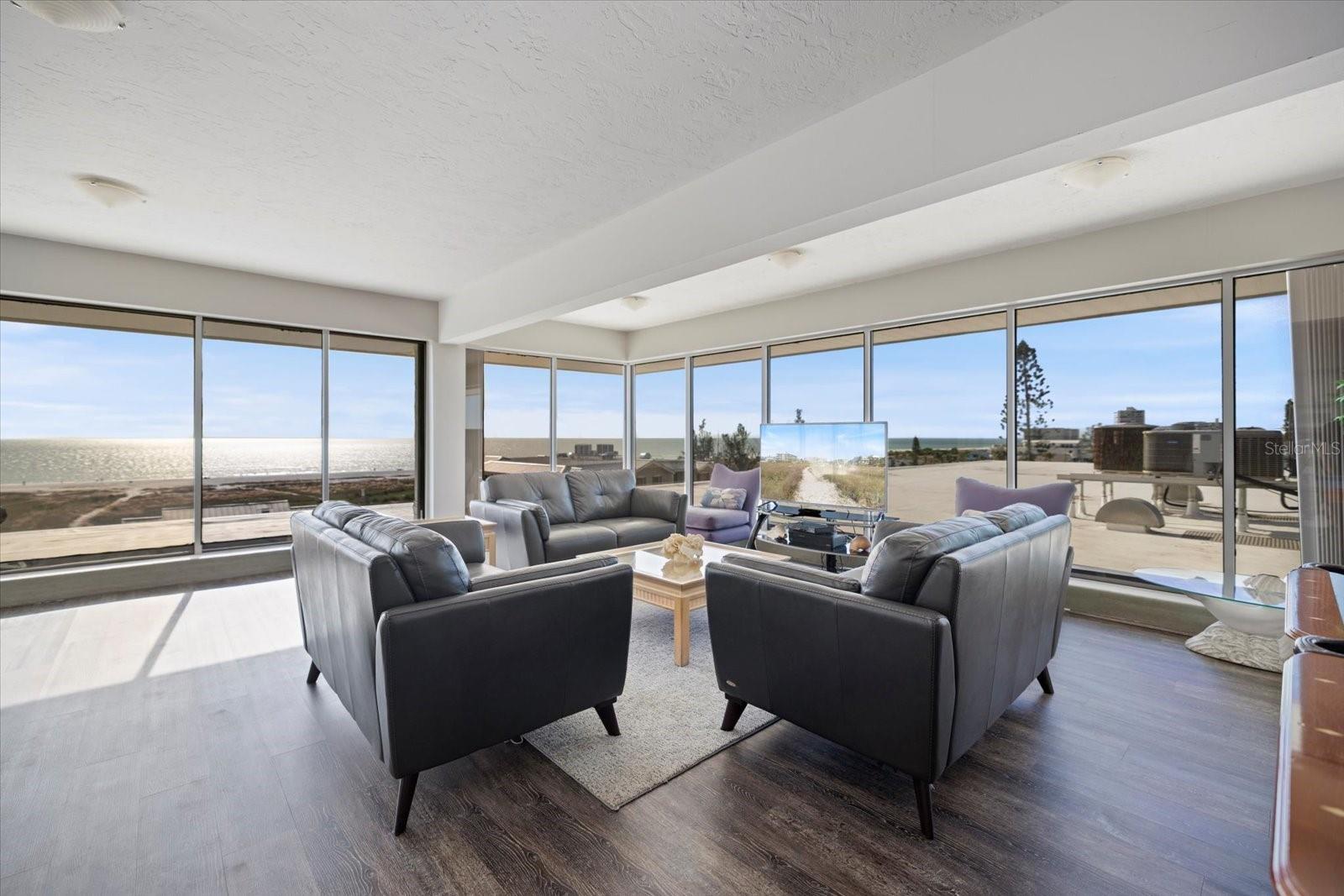 TIVOLI BY THE SEA - Residential