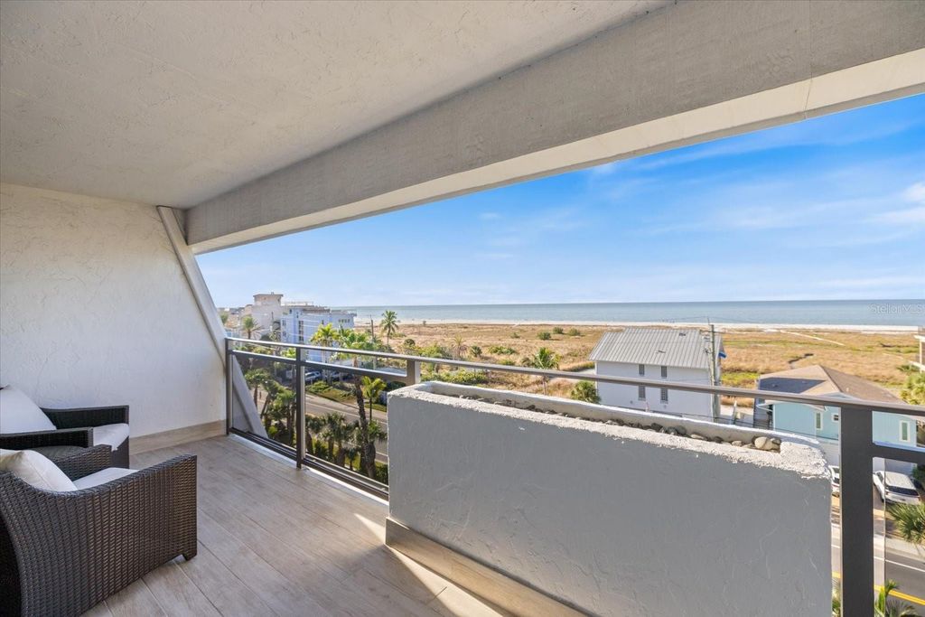 Photo of 625 Beach Road #602, Sarasota, FL 34242 (MLS # A4669231)