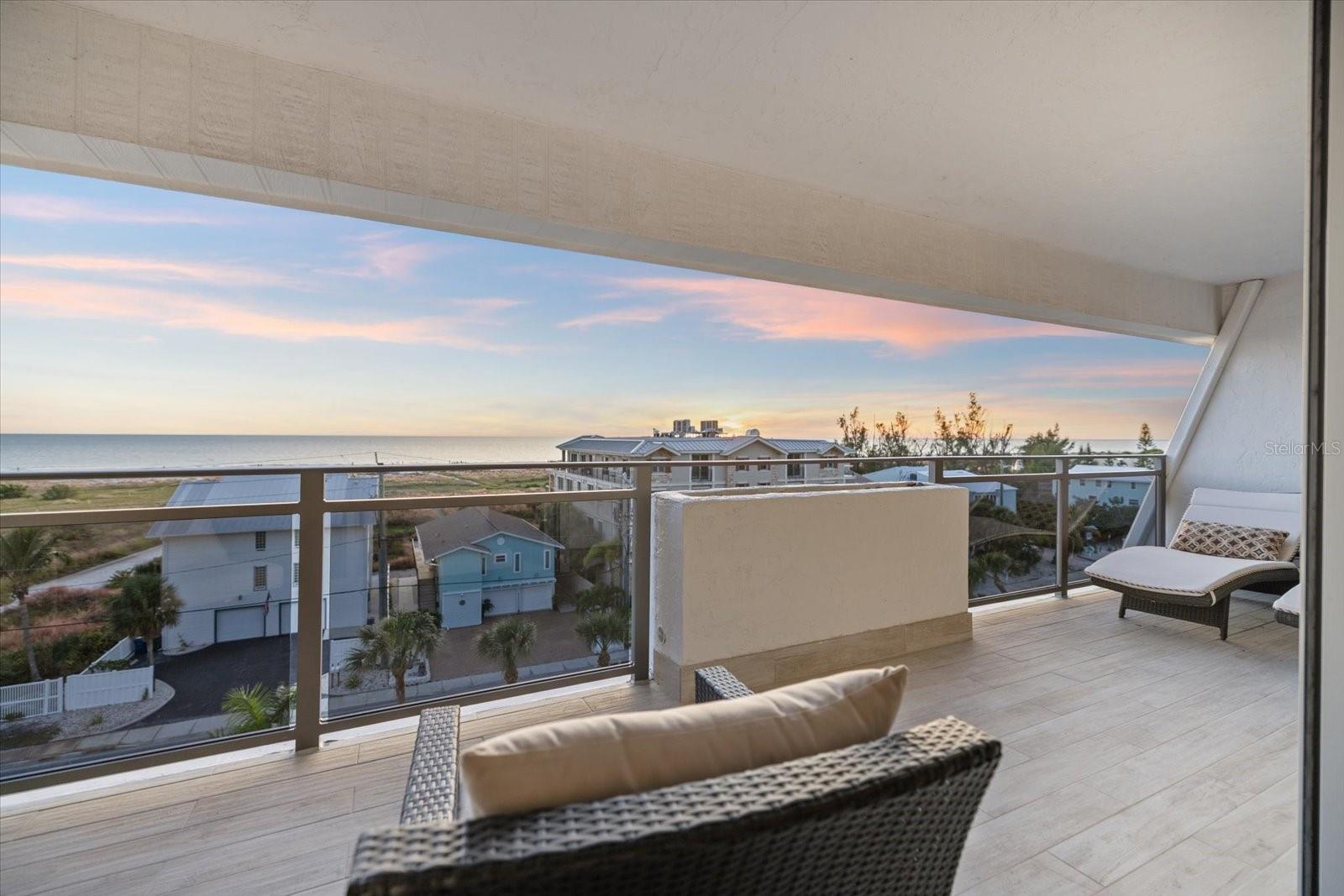 TIVOLI BY THE SEA - Residential