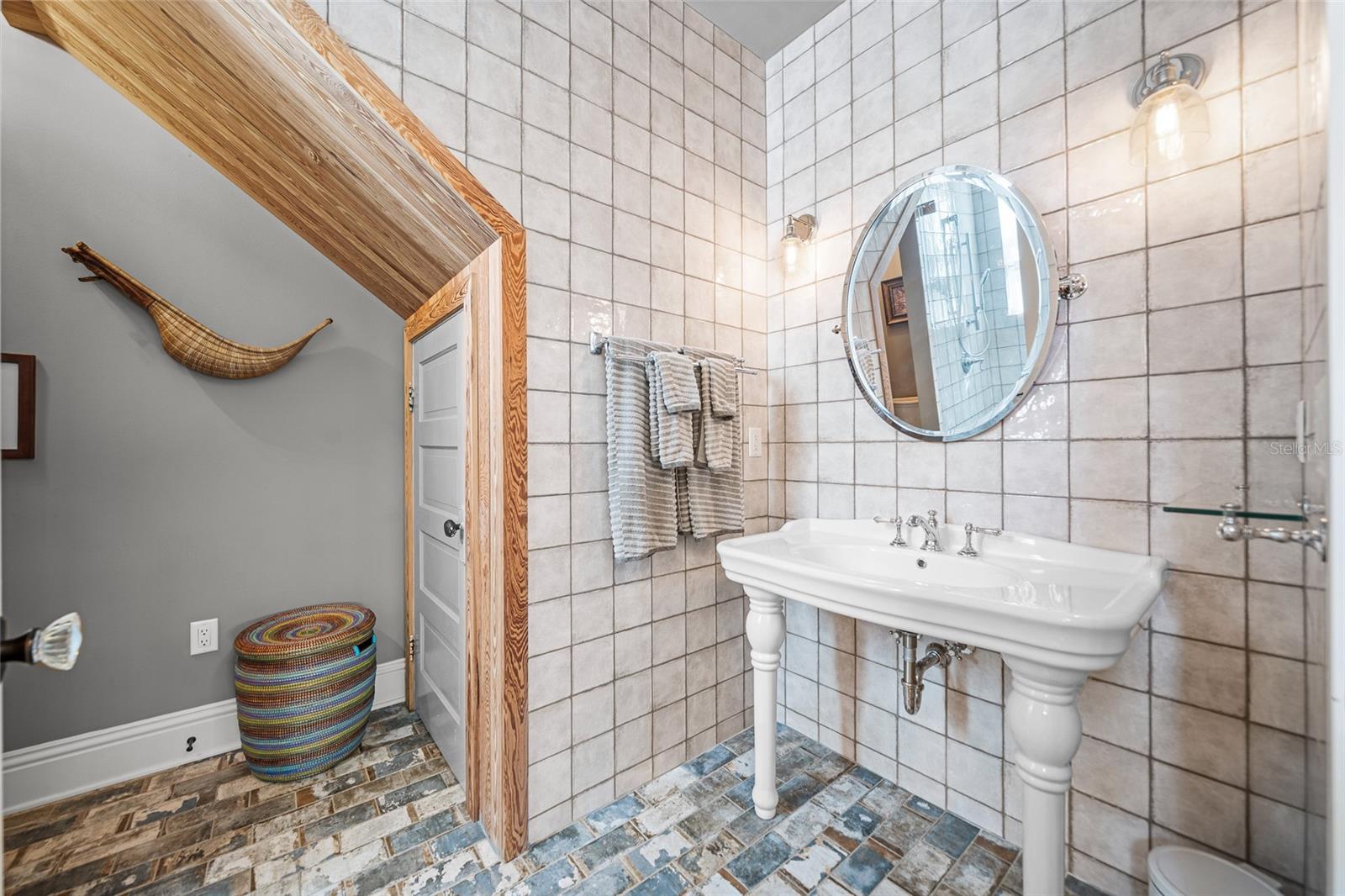 CHITTENDON & MITCHELL ADD - Residential