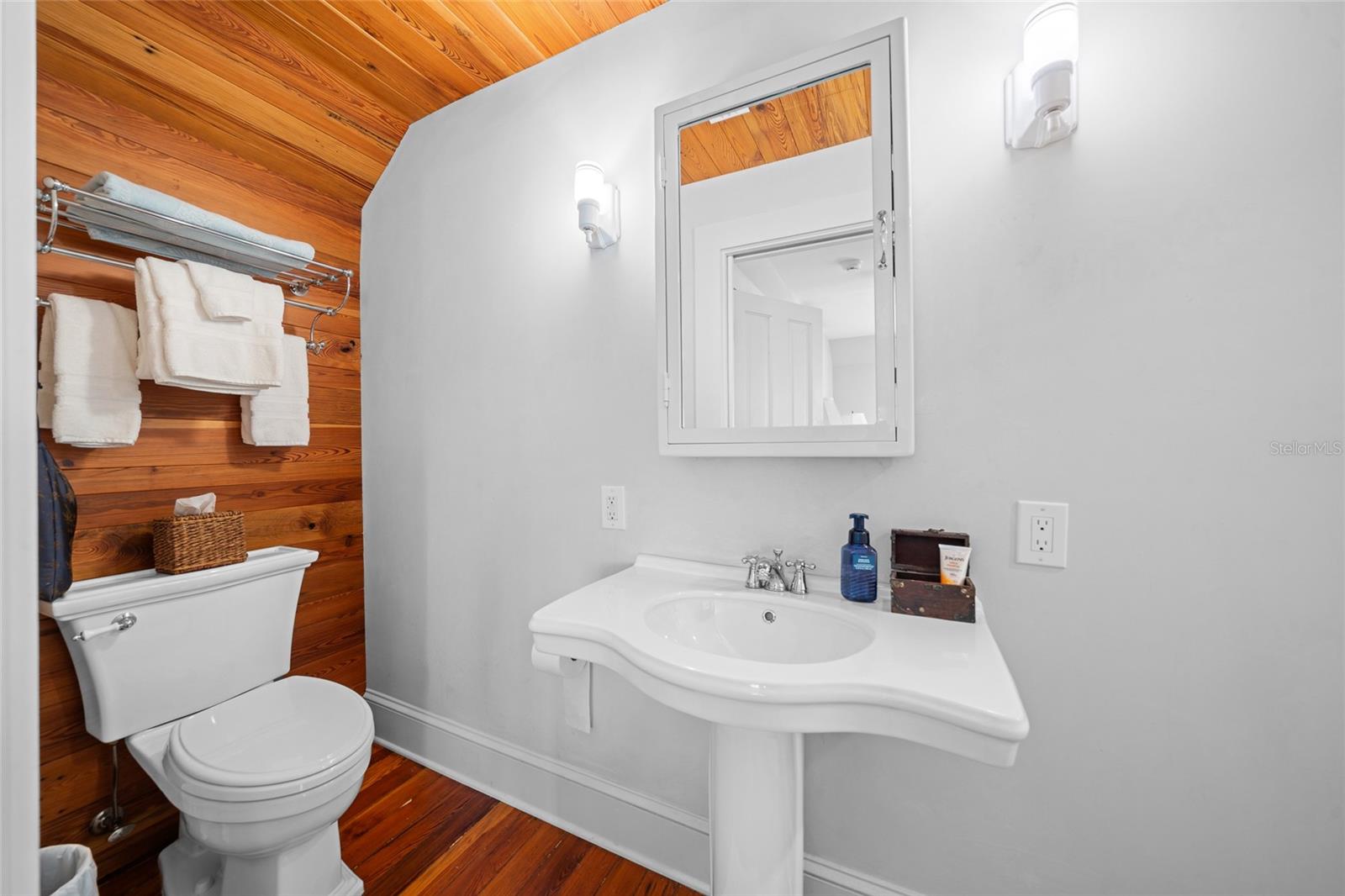 CHITTENDON & MITCHELL ADD - Residential