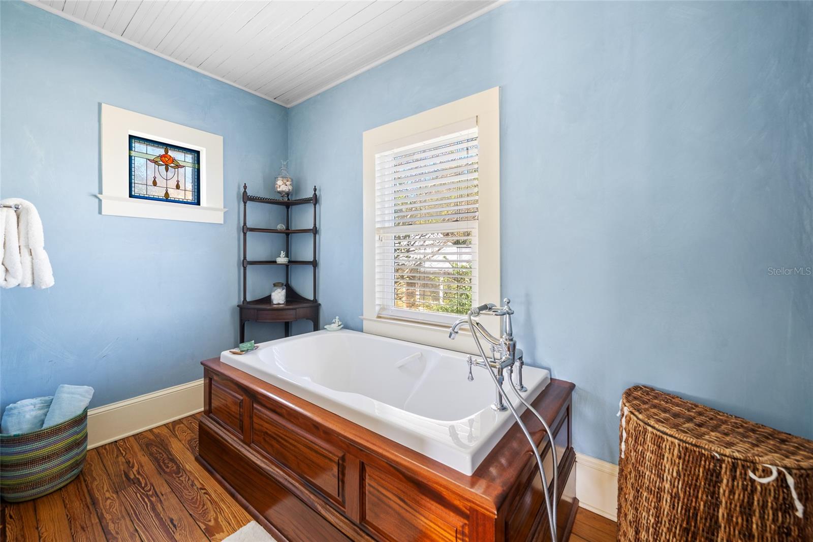 CHITTENDON & MITCHELL ADD - Residential