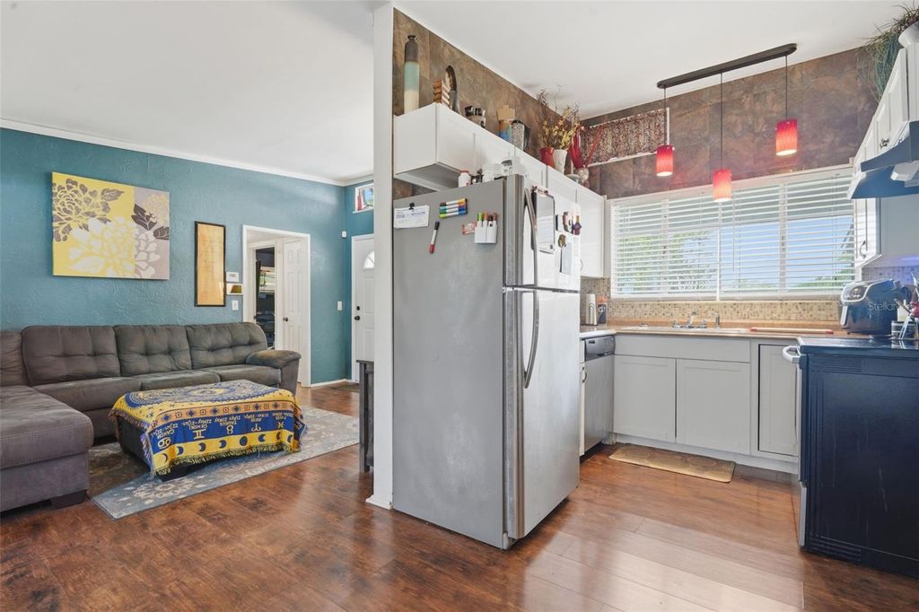 Photo of 533 Heineman Street, Daytona Beach, FL 32114 (MLS # O6409136)