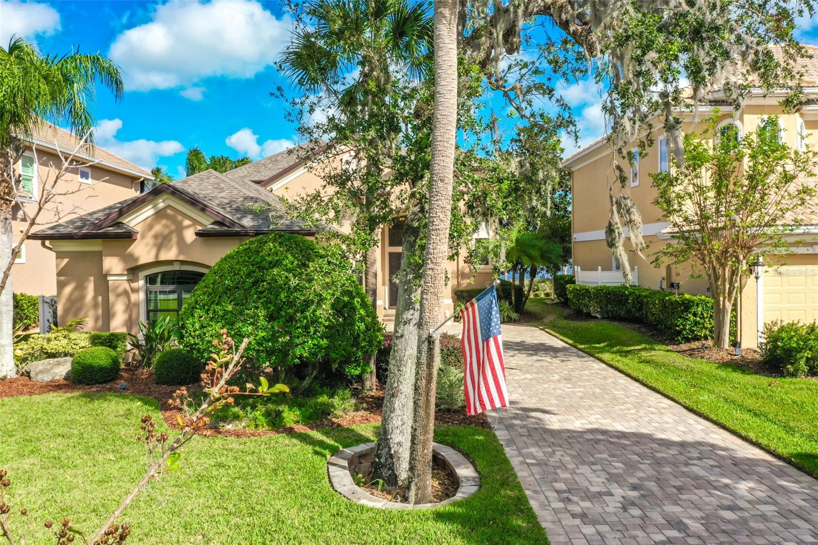207 S RIVERWALK DRIVE