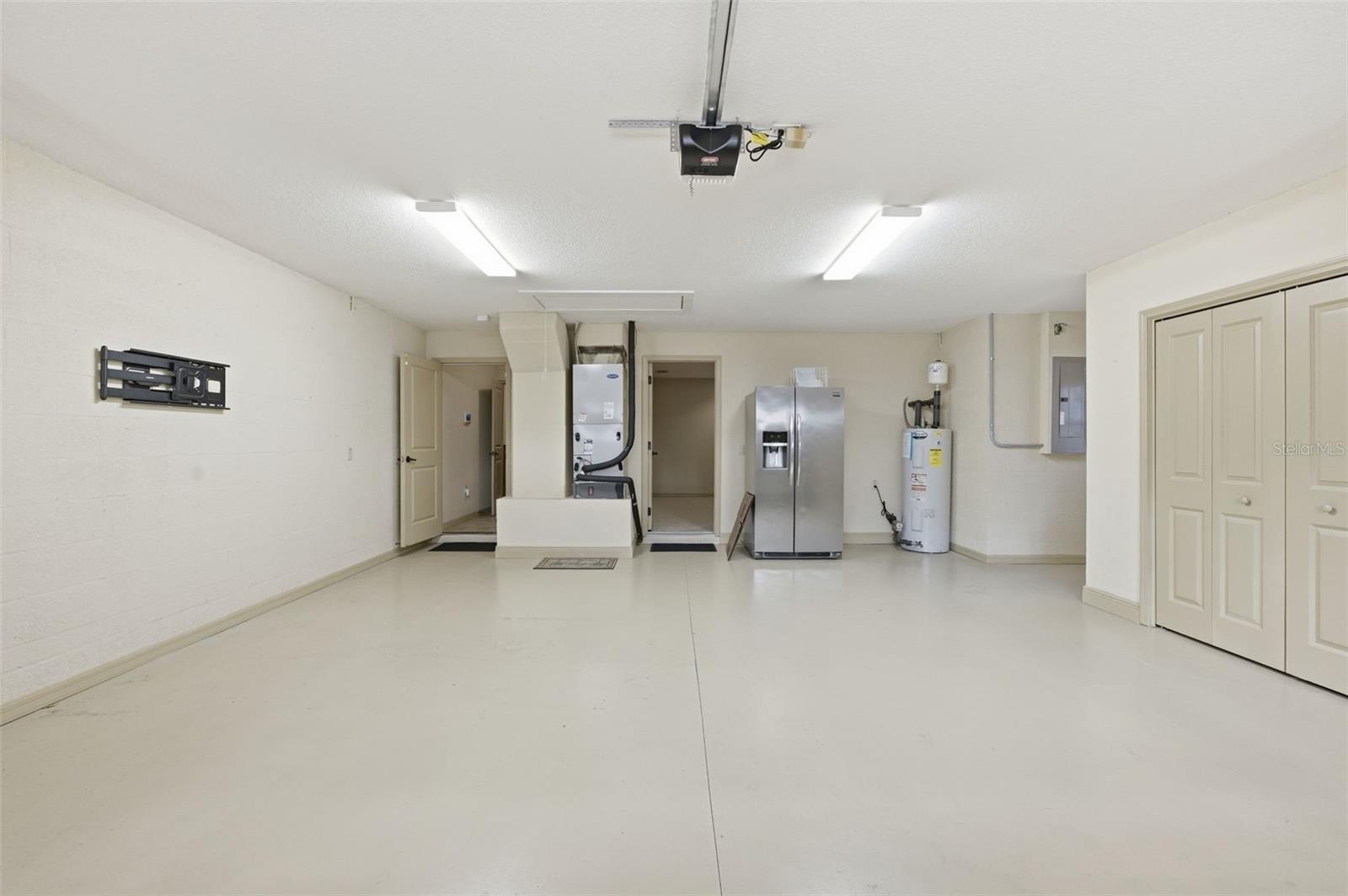 CANDLELIGHT - Residential