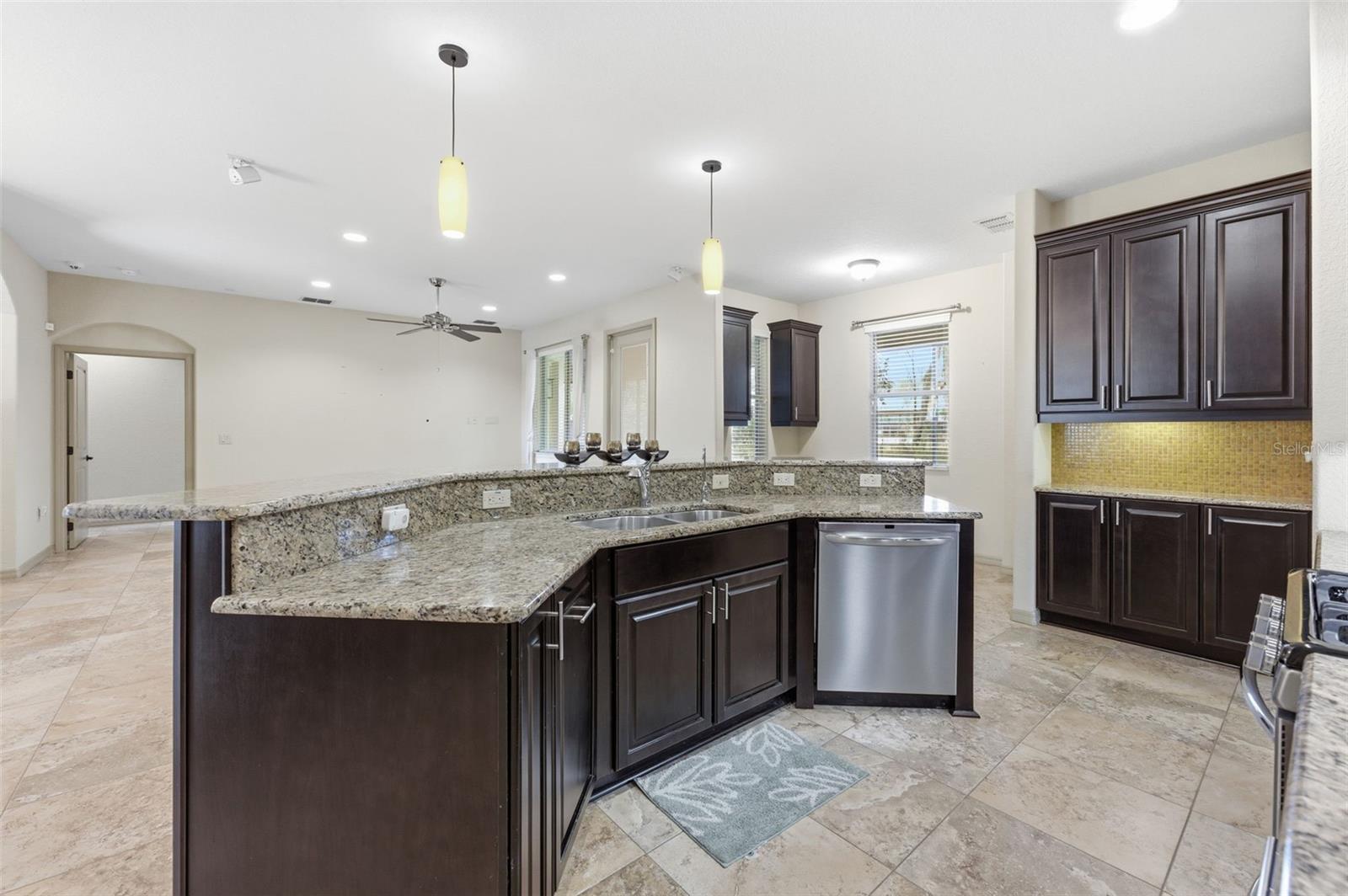 CANDLELIGHT - Residential