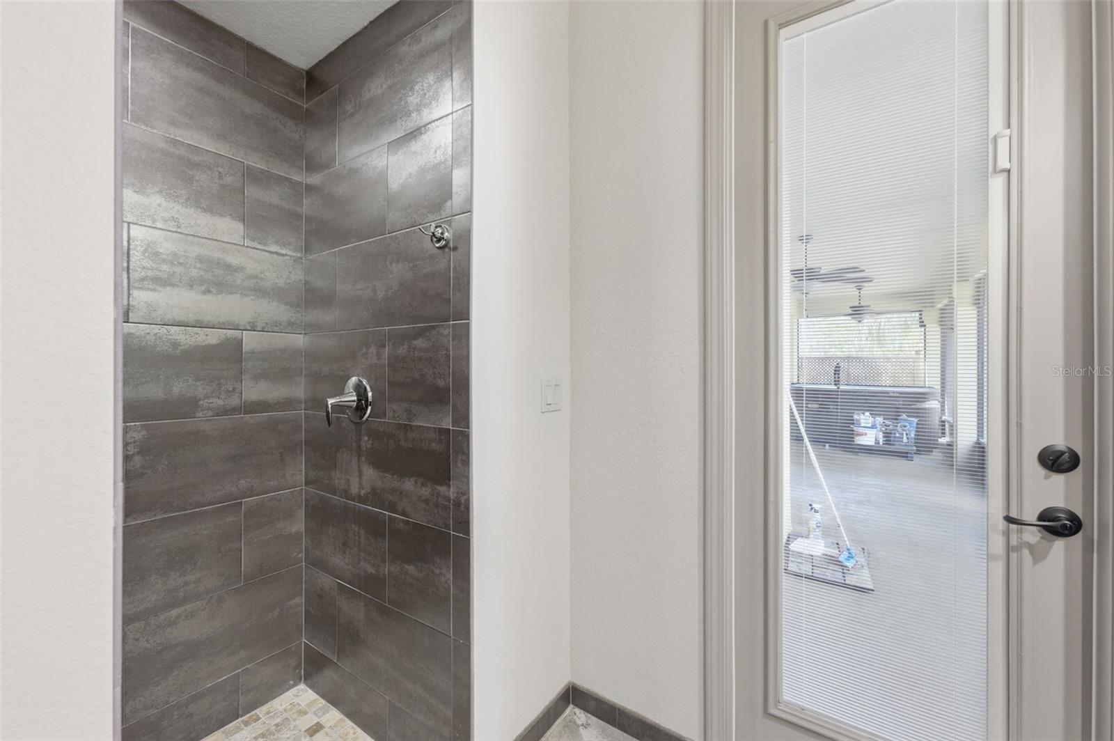 CANDLELIGHT - Residential