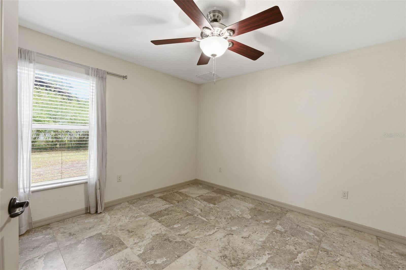 CANDLELIGHT - Residential