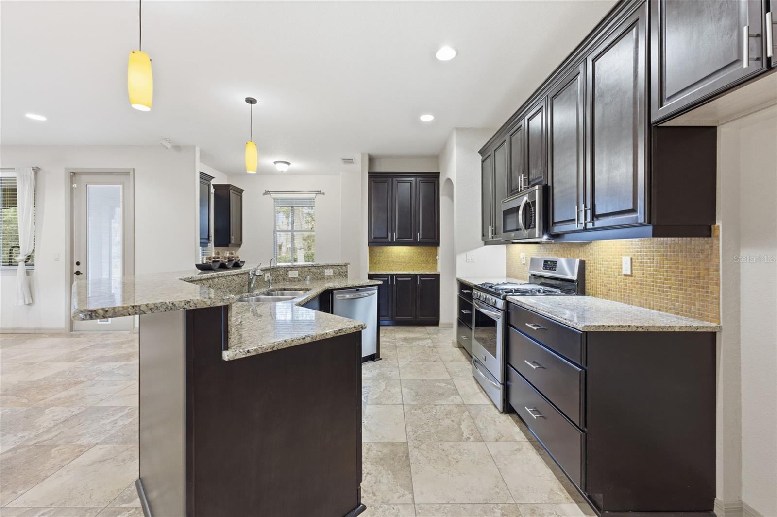 CANDLELIGHT - Residential