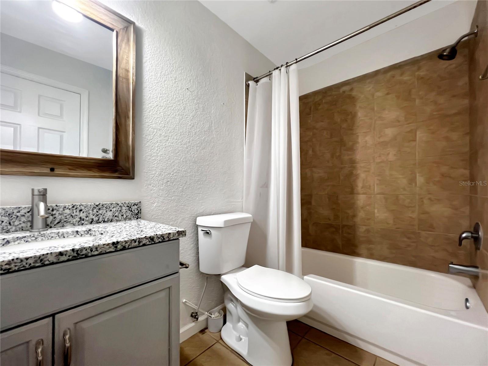S P G HEIGHTS 1ST ADD - Residential Lease