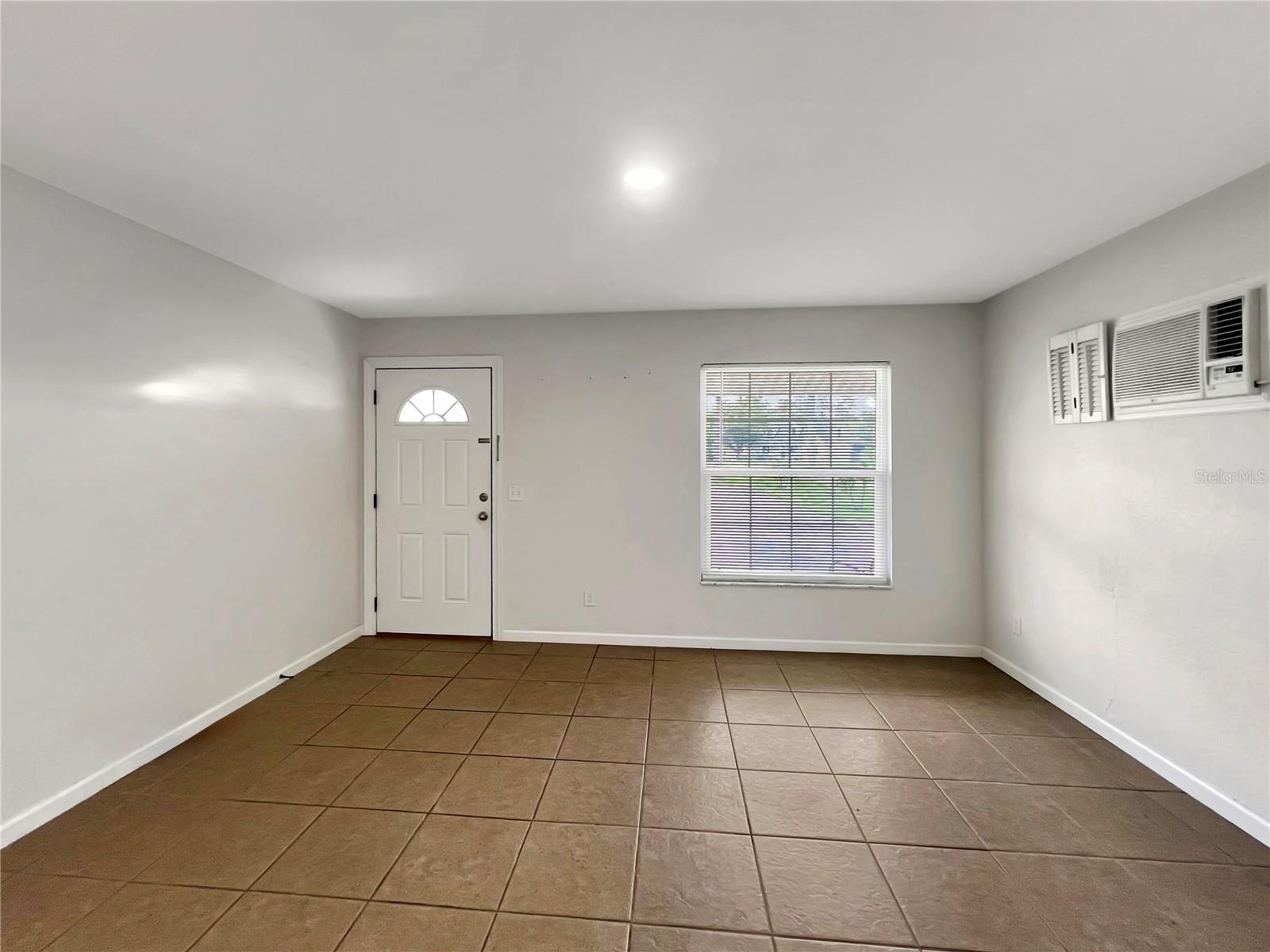 S P G HEIGHTS 1ST ADD - Residential Lease