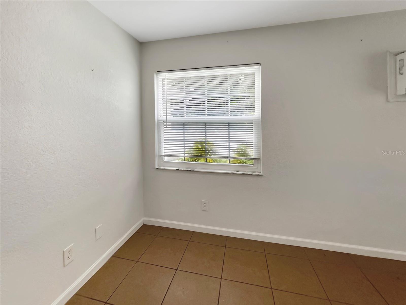 S P G HEIGHTS 1ST ADD - Residential Lease