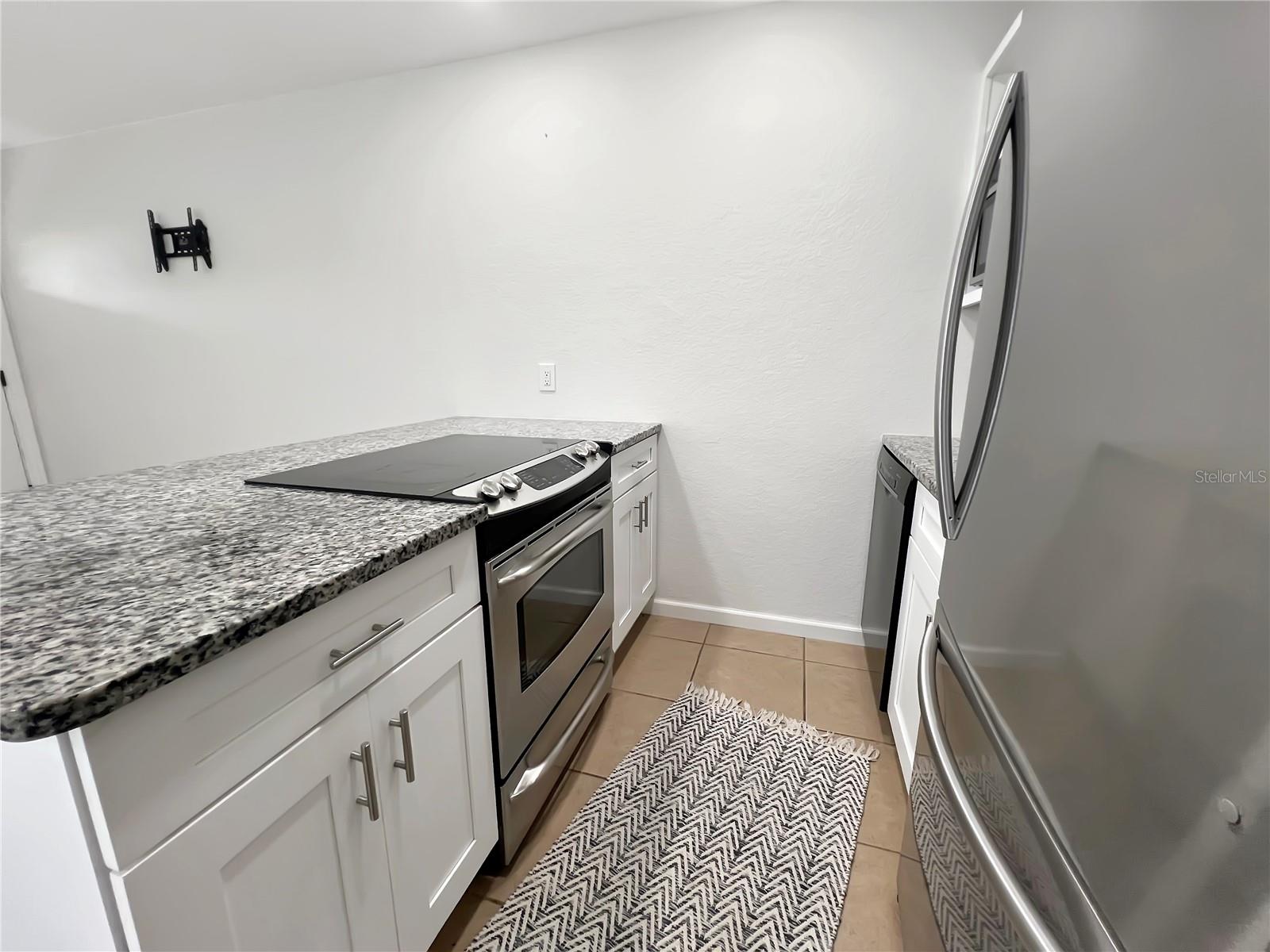 S P G HEIGHTS 1ST ADD - Residential Lease