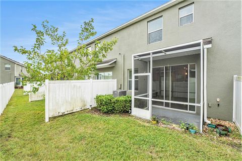 A home in LAKELAND