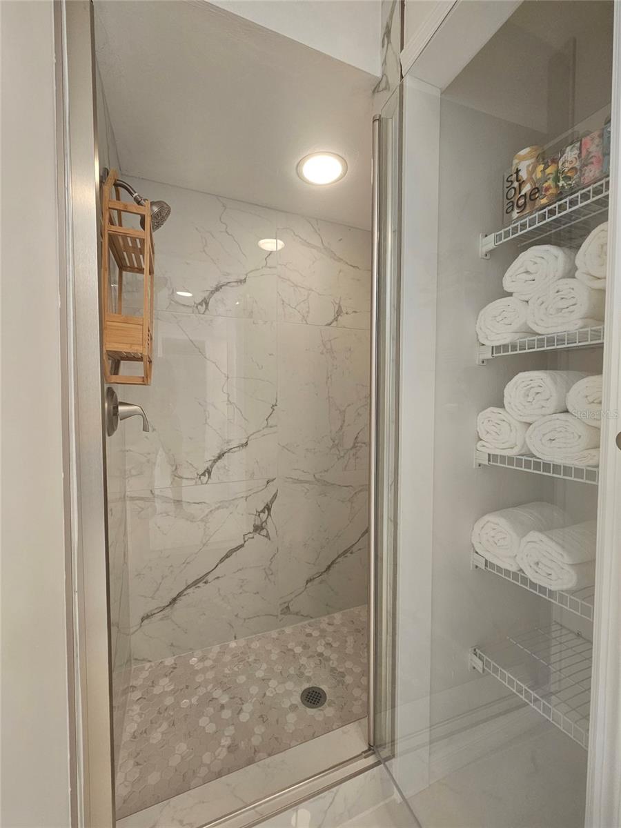 LELY C C TORREY PINES - Residential