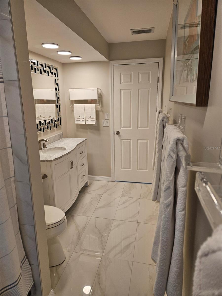 LELY C C TORREY PINES - Residential