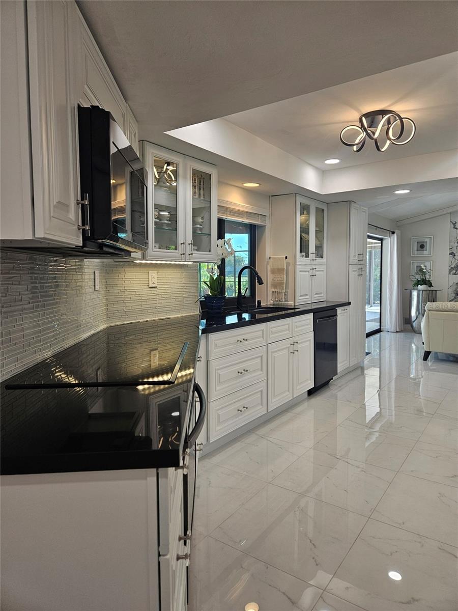 LELY C C TORREY PINES - Residential