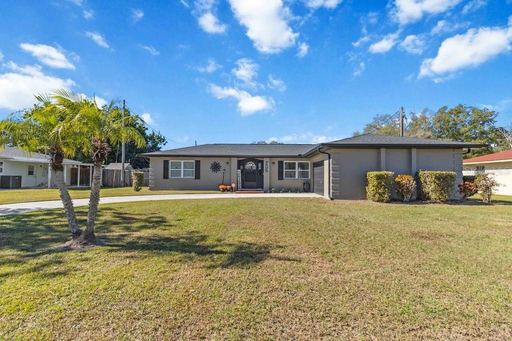 Photo of 206 Maryland Avenue, Saint Cloud, FL 34769 (MLS # S5142359)