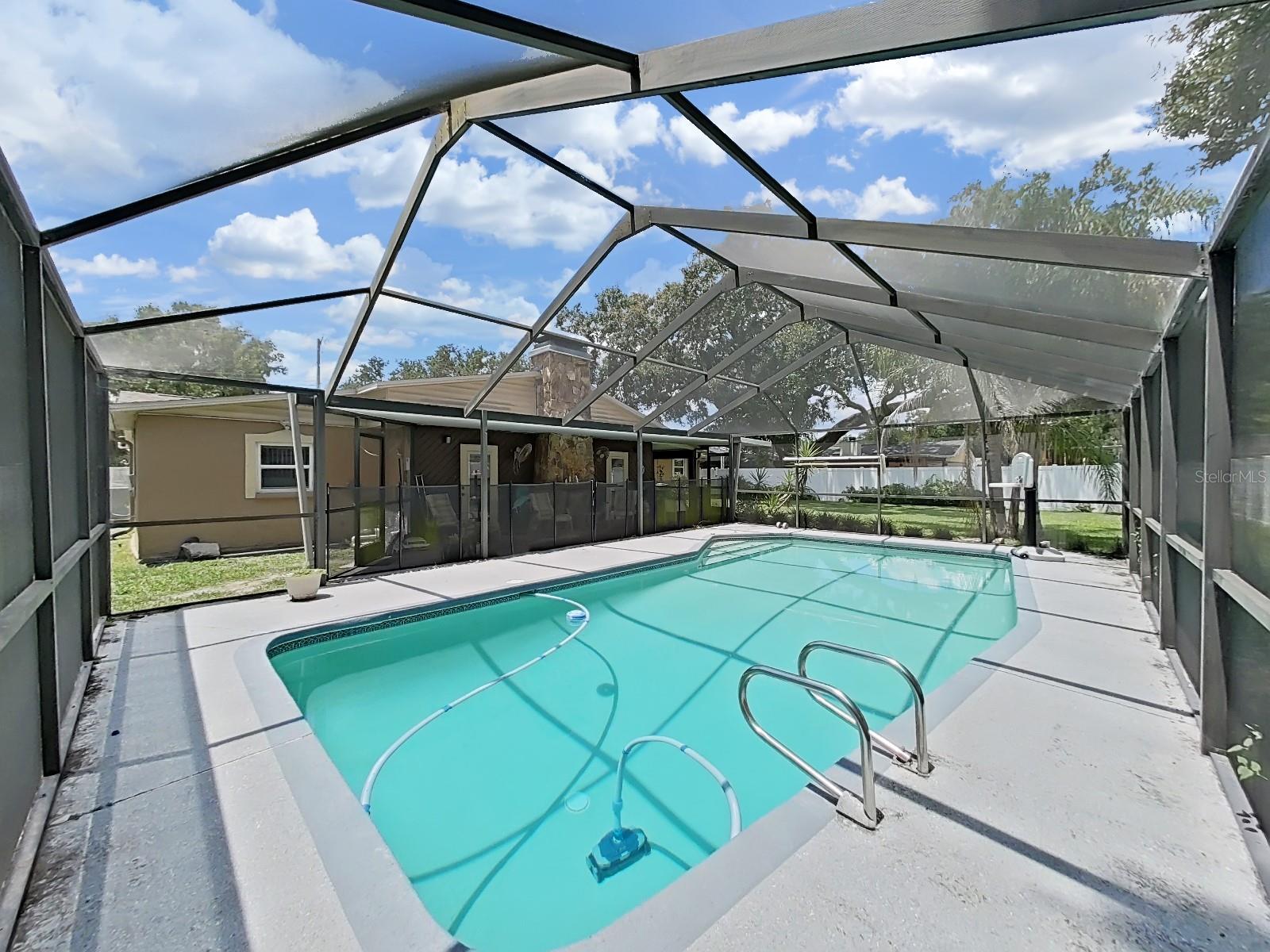 2531 LAKE ELLEN DRIVE