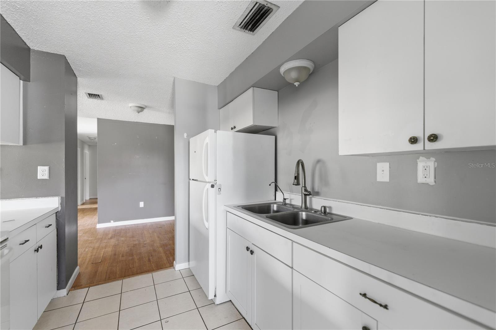 SILVER SPGS SHORES UN 11 - Residential