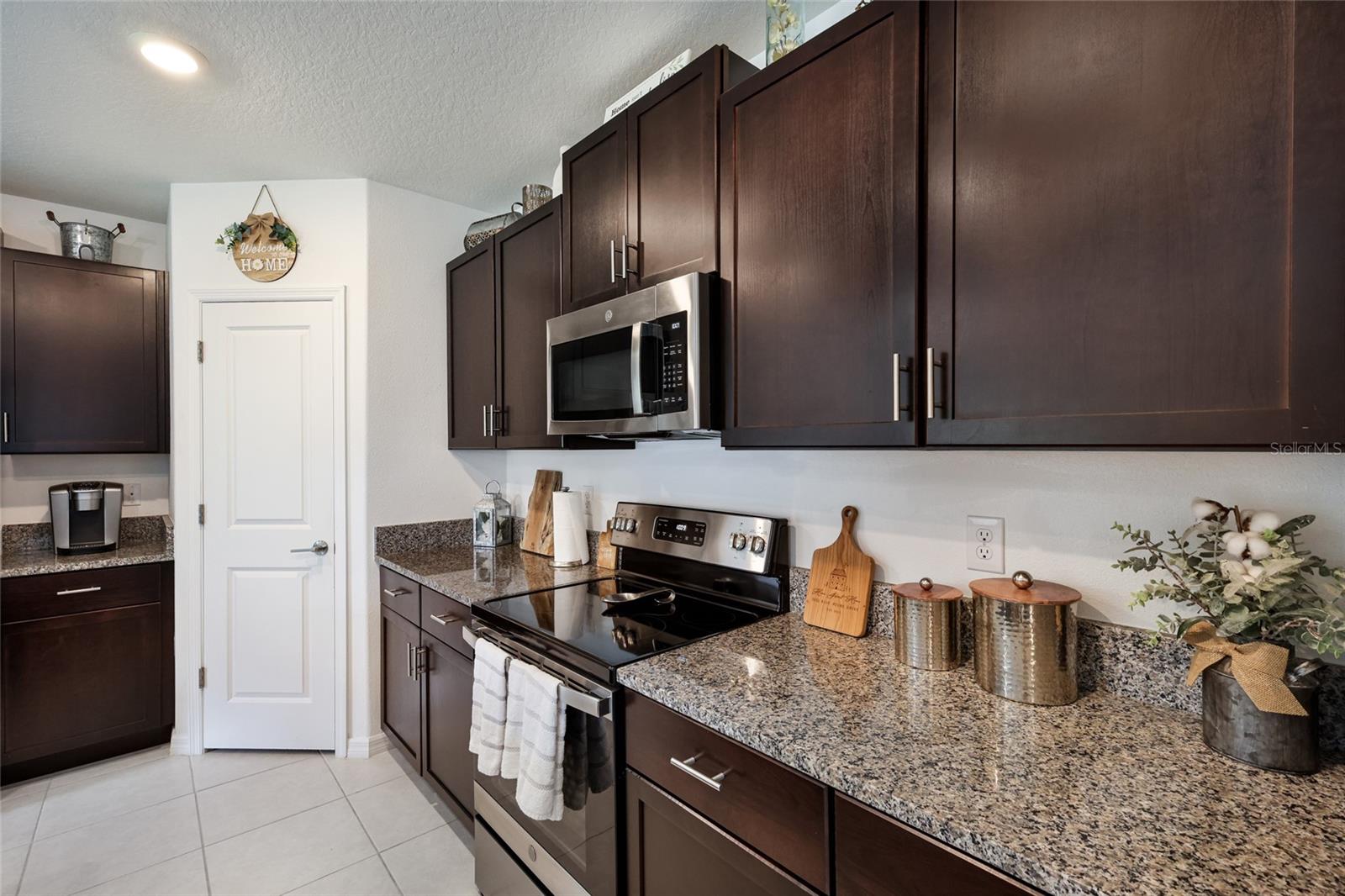 BERRY BAY SUB - Residential