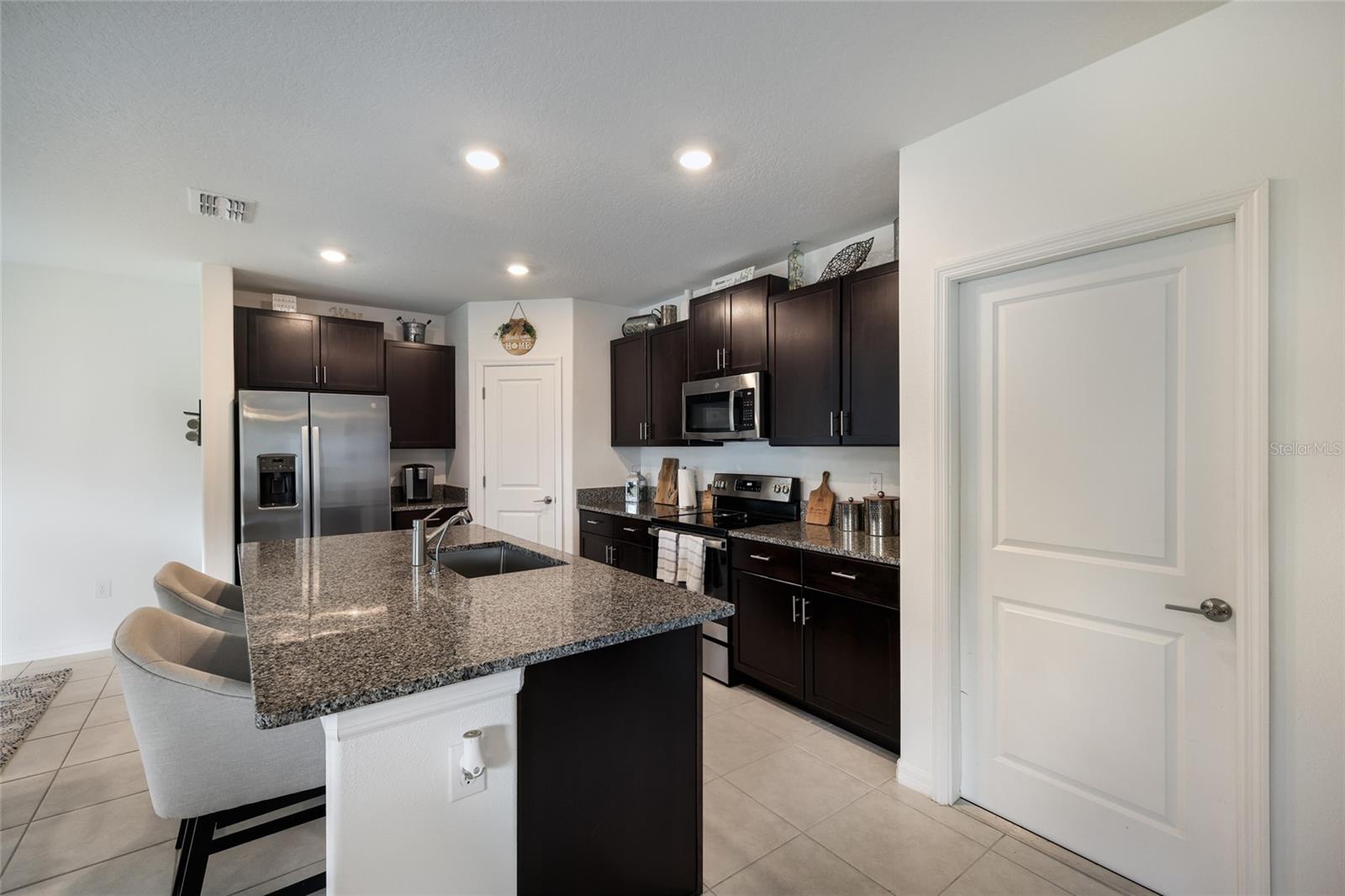 BERRY BAY SUB - Residential