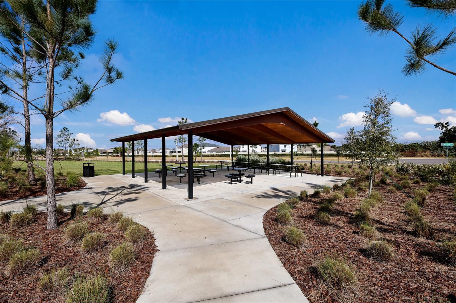 BERRY BAY SUB - Residential