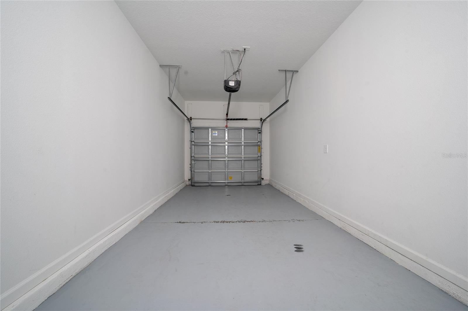 LAKE WILSON RESERVE - Residential Lease