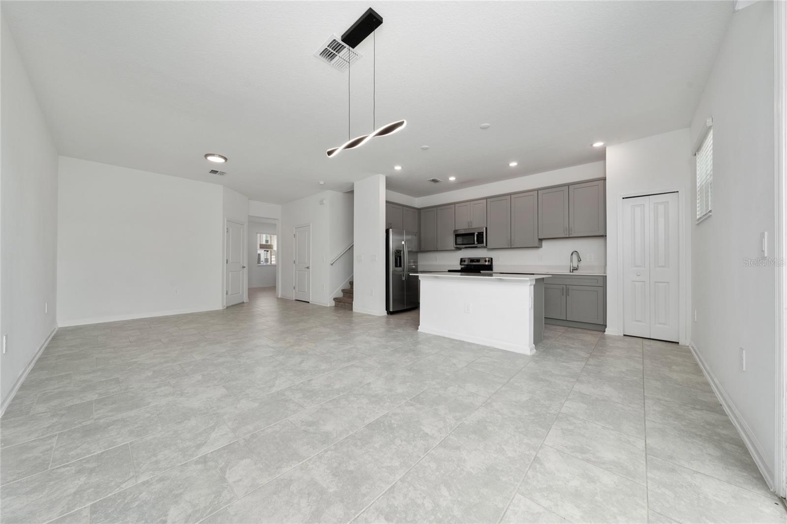 LAKE WILSON RESERVE - Residential Lease