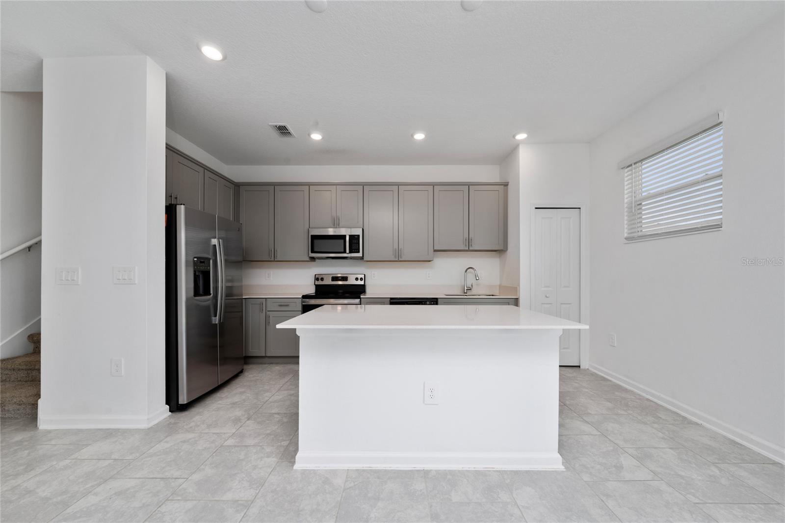 LAKE WILSON RESERVE - Residential Lease