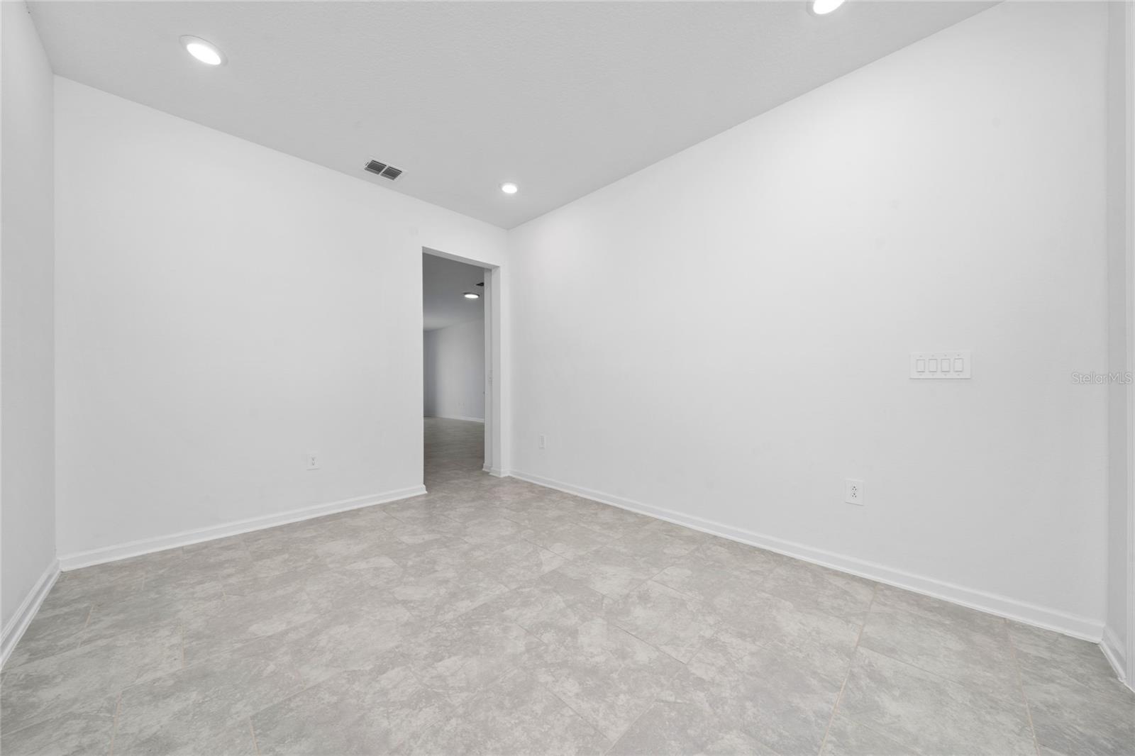 LAKE WILSON RESERVE - Residential Lease